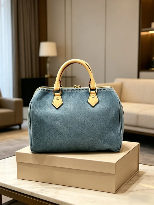 2026 New Women's Denim Blue Handbag Large Capacity Casual Versatile Handbag 30X21cm ZX8716