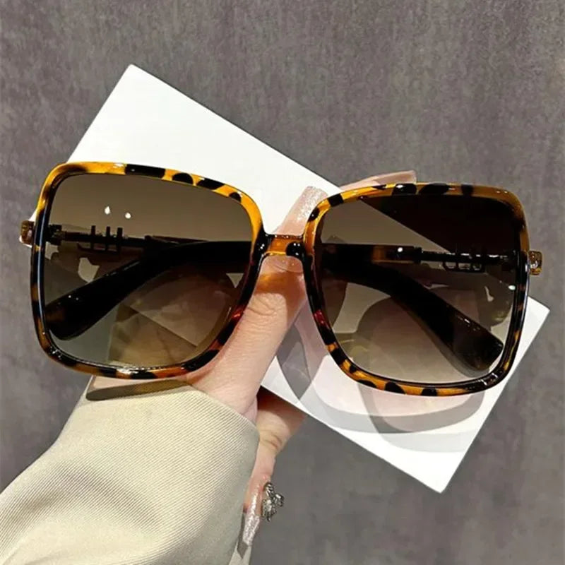 Vintage Square Women's Sunglasses UV400 Fashion Eyewear