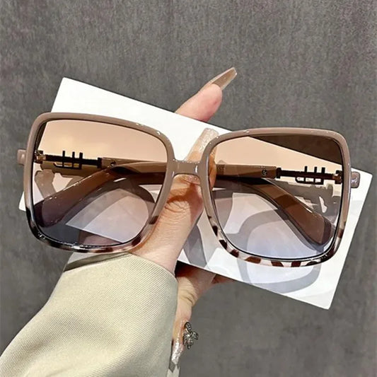 Vintage Square Women's Sunglasses UV400 Fashion Eyewear