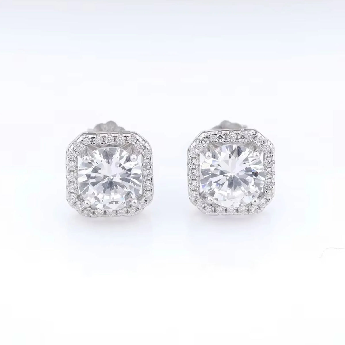 LYEE CYEE Moissanite Square Stud Earrings In Sterling Silver