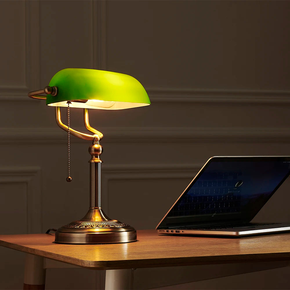 Green glass banker lamp table lamp with Chian switch E27/E26 Desk Lamp