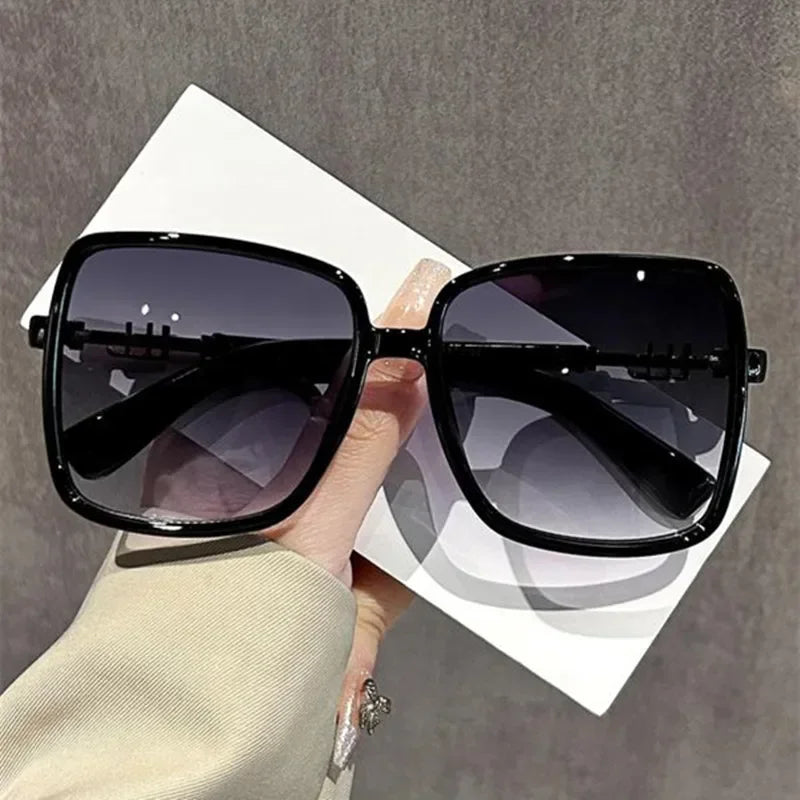 Vintage Square Women's Sunglasses UV400 Fashion Eyewear