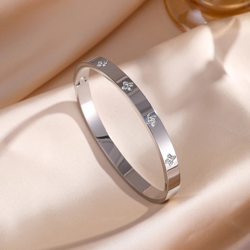 Sparkling Zirconia Inlaid Stainless Steel Bracelet Set For Women